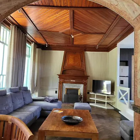 Le Pavillon De L'intemporelle De Bigorre *