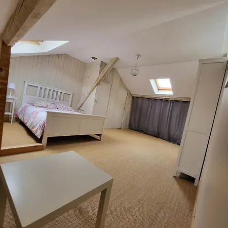 Le Pavillon De L'intemporelle De Bigorre Holiday home