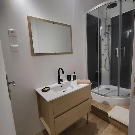 Le Pavillon De L'intemporelle De Bigorre Сasa de vacaciones Bagnères-de-Bigorre