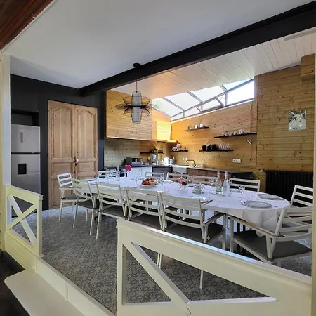 Le Pavillon De L'intemporelle De Bigorre Сasa de vacaciones Bagnères-de-Bigorre