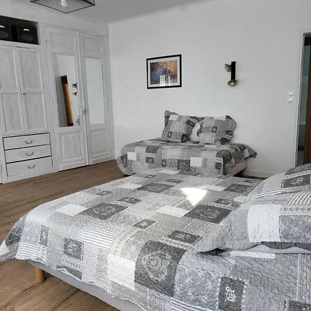 Le Pavillon De L'intemporelle De Bigorre Holiday home