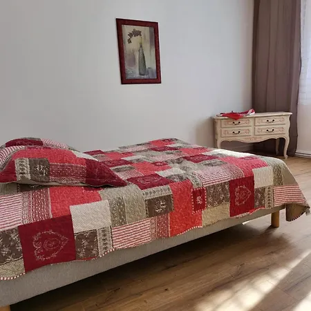 Сasa de vacaciones Le Pavillon De L'intemporelle De Bigorre