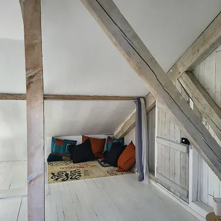 Holiday home Le Pavillon De L'intemporelle De Bigorre *