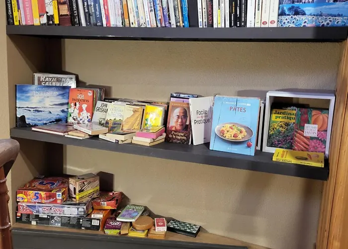 Le Pavillon De L'intemporelle De Bigorre 바네르드비고르